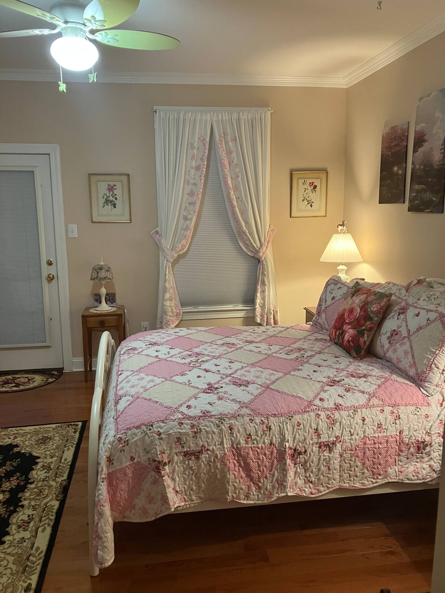 c6f858cf-4bb1-4284-a4d4-ad9330ffe15c